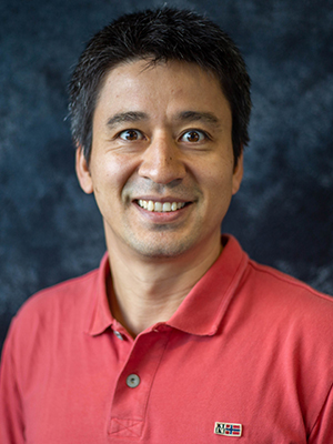 Jacobo Antona-Makoshi